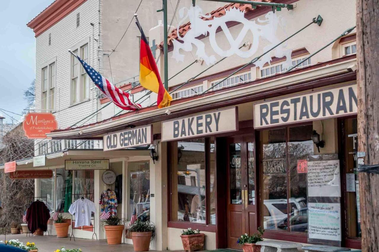 Hill Country Haute N Haus Relax And Renew Fischer Eksteriør billede